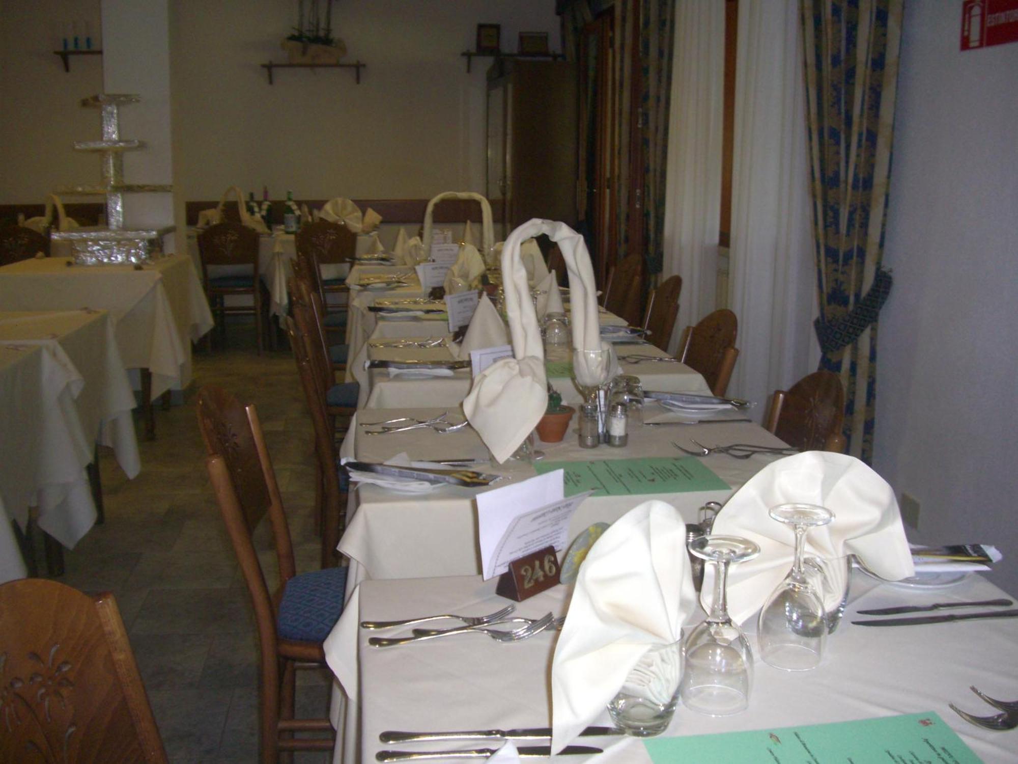 Hotel Santa Caterina مارينا دي كامبو المظهر الخارجي الصورة
