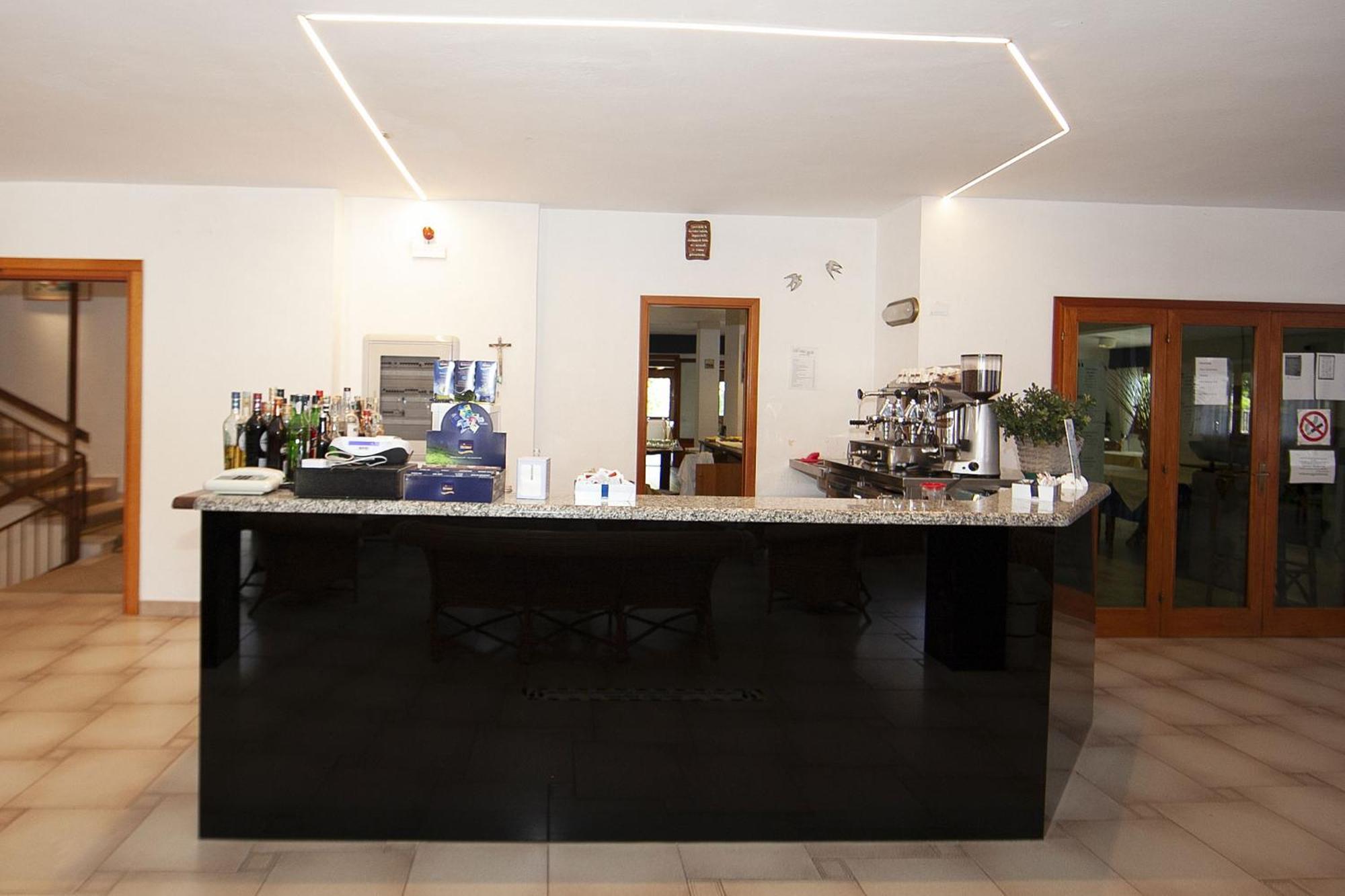 Hotel Santa Caterina مارينا دي كامبو المظهر الخارجي الصورة
