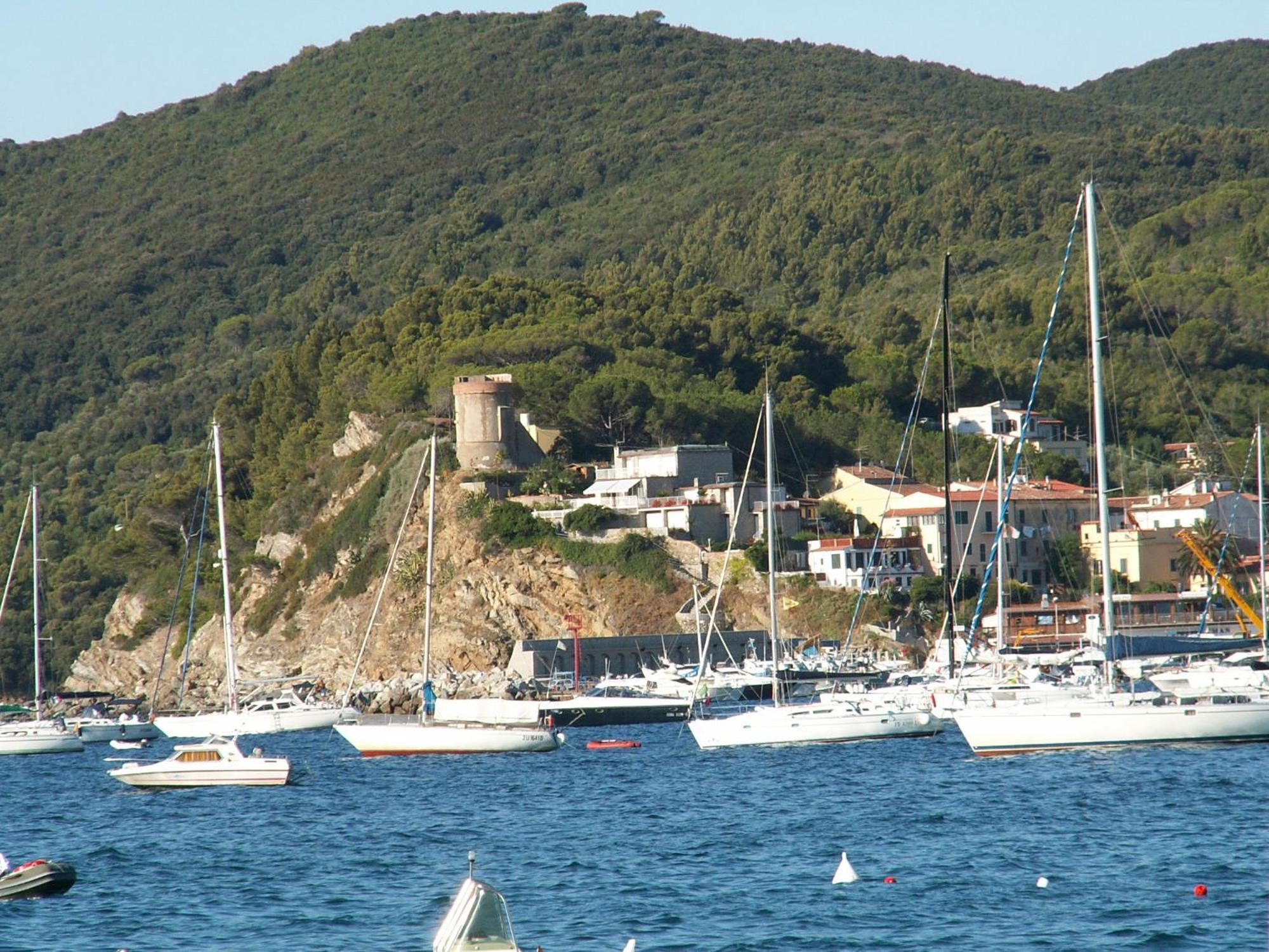 Hotel Santa Caterina مارينا دي كامبو المظهر الخارجي الصورة